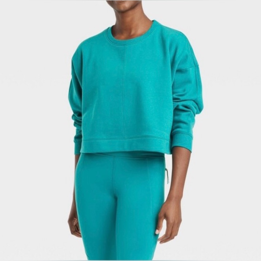 NWT All In Motion Women’s Plus Size Fleece Crew Neck Sweatshirt